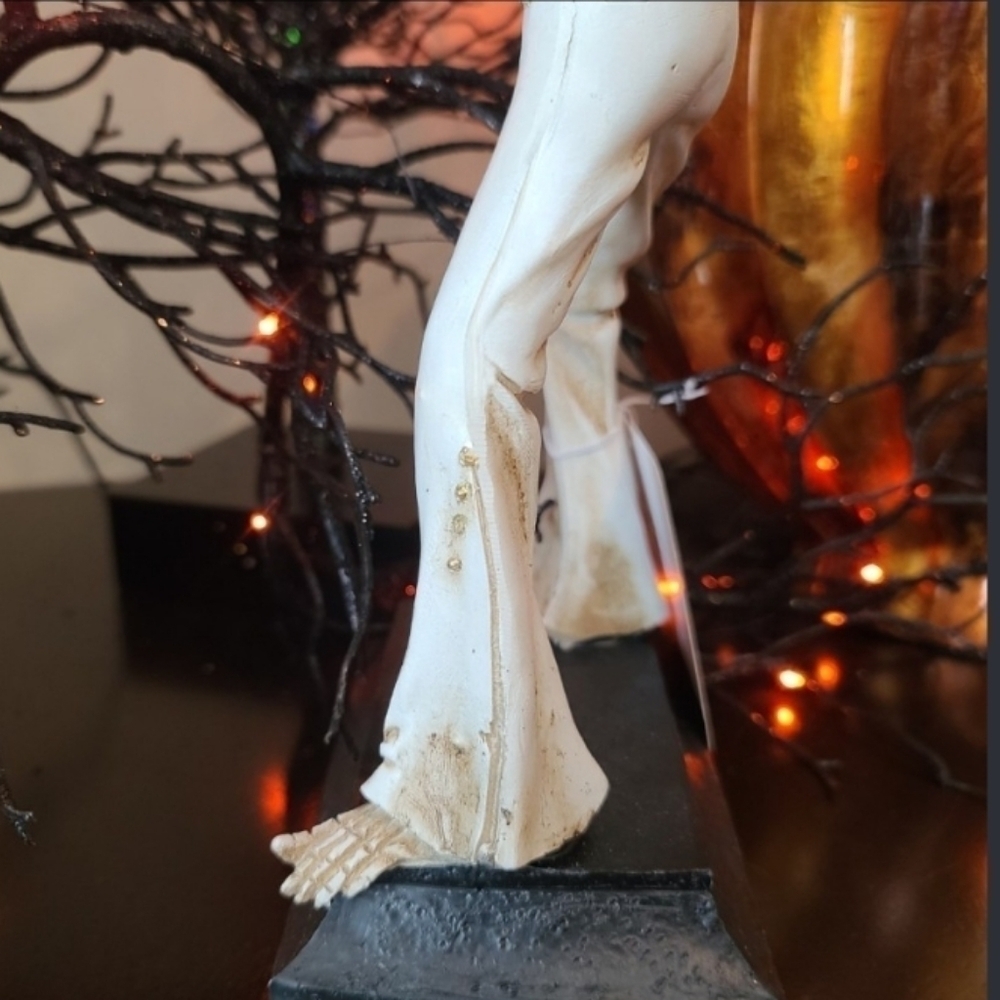 Skeleton Elvis Bone Figure Statue Tabletop Goth Decor Halloween Day Of Dead NEW - Picture 6 of 8